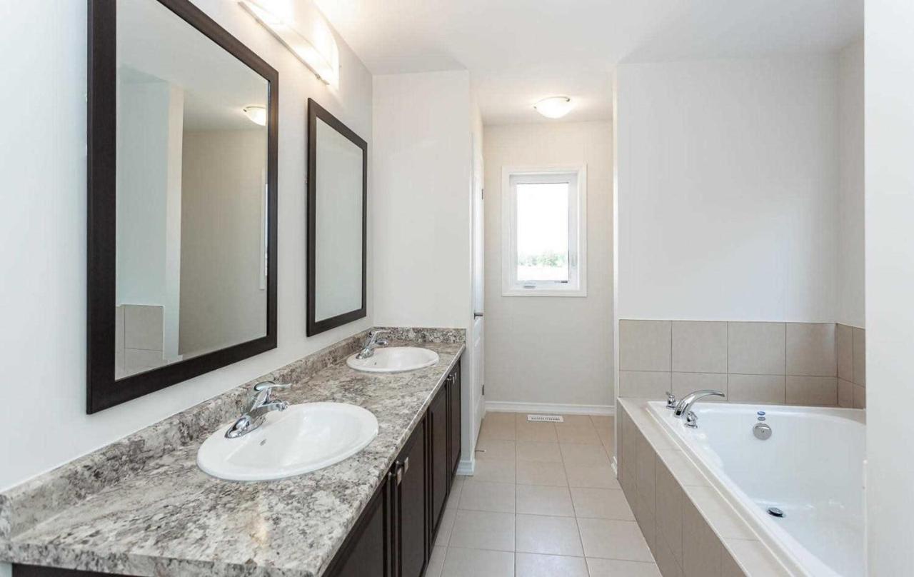 The Warm Welcome Suite Thorold Εξωτερικό φωτογραφία